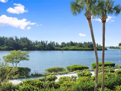 8865 W Orchid Island Cir APT 207