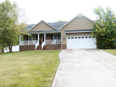 5588 Village Rd