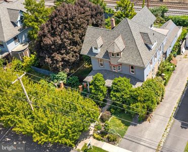 100 W Ridley Ave