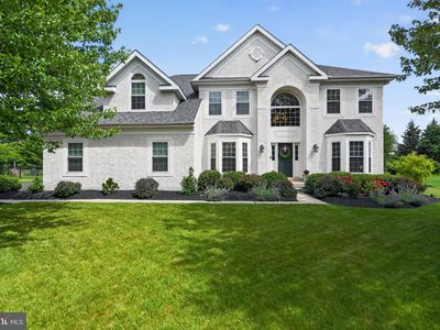 210 Winterberry Ln