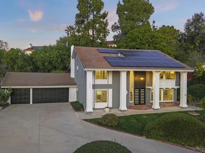 2225 E Calle Riscoso