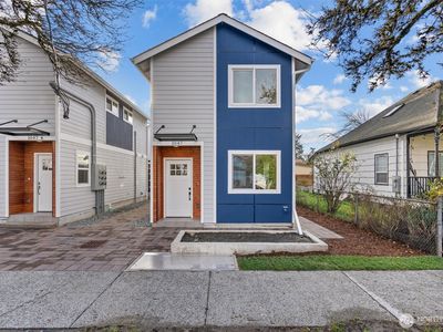 1047 S Thistle Street