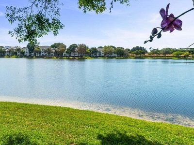 5380 Cedar Lake Drive #302