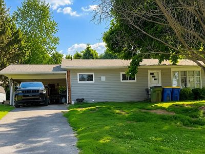 Property at 2070 Sandalwood Ct, York, PA