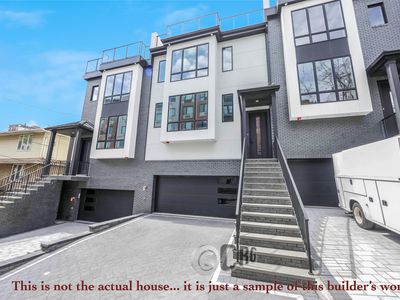 2145 Linwood Ave