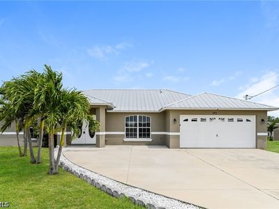 123 Blackstone Dr