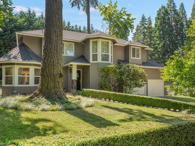 14221 Dolph Ct