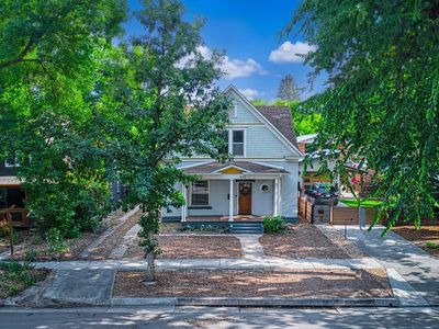 821 Laporte Ave