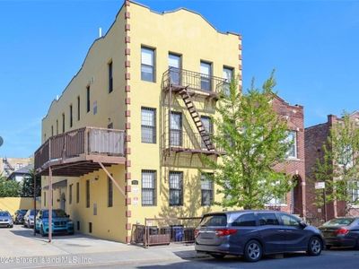 1733 E 4th St APT 1-A