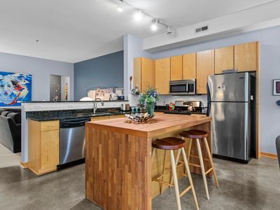 2650 University Ave W APT 1