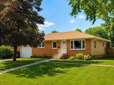 Property at 136 E 1st St, Wahoo, NE
