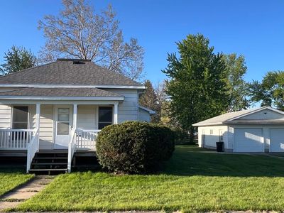 344 E Main St