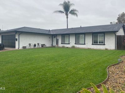 861 Calle Camelia