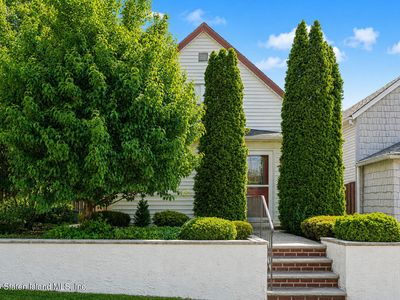 150 Wood Ave