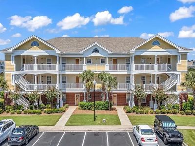 6203 Catalina Dr. #1011