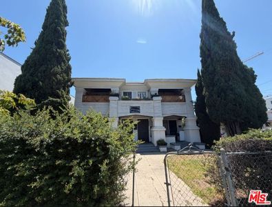 5540 Lexington Ave