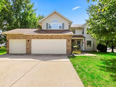 2418 W Chase Dr