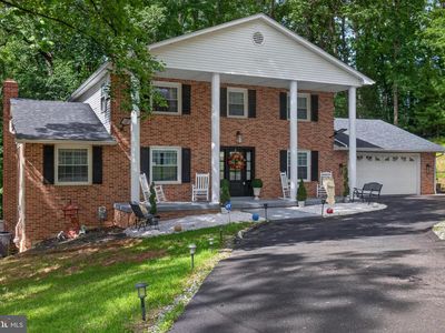 4009 Robin Hood Dr