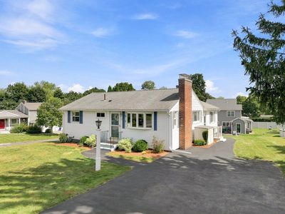 11 Marlboro Rd