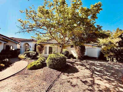13807 Lake Poway Rd