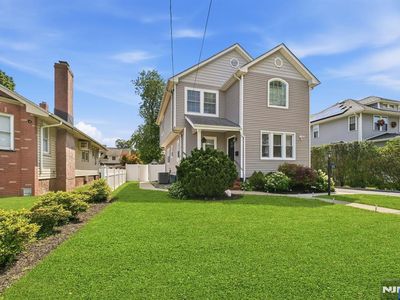 73 Forest Pl