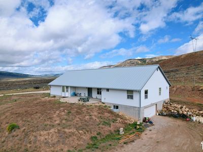 27215 N Highway 6