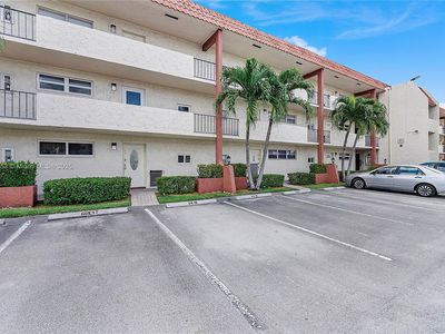 811 S Hollybrook Dr APT 108