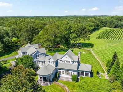 1591 Commodore Perry Hwy #C
