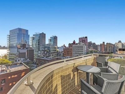 140 Charles St APT 10E