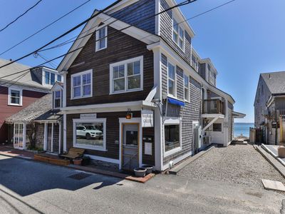 435 Commercial Street