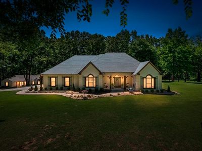 315 Hickory Woods Ln