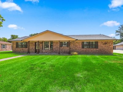 208 Diane Dr