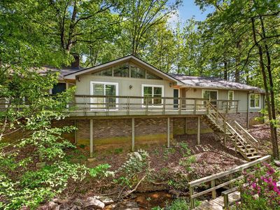 30 Dameron Ave