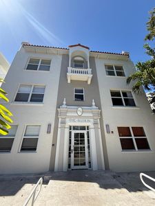 1542 Drexel Ave APT 301