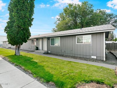 720 N 3rd Ave #A-b