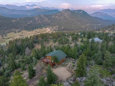 301 Pine Tree Dr