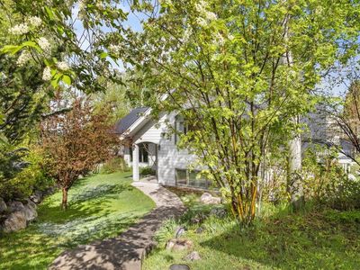 1750 Fish Creek Falls Rd