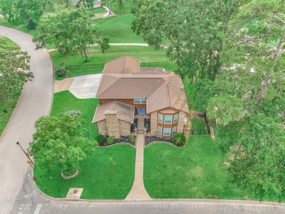 660 Hillcrest Dr
