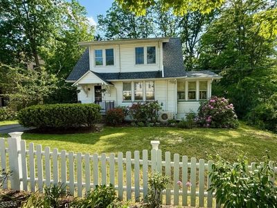 11 Pine Brook Rd