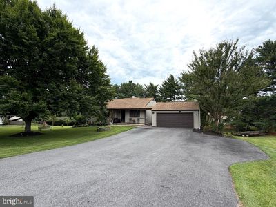 11298 Woodhaven Dr