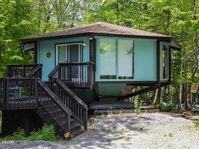 1995 Lakeview Dr E