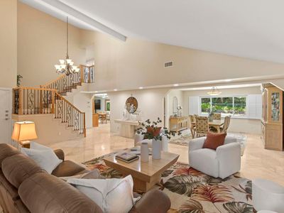 5545 Coral Reef Ave