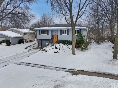 1835 W Weathersfield Way