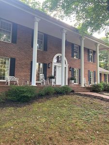 380 Virginia House Ln