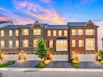 5722 Richmanor Ter