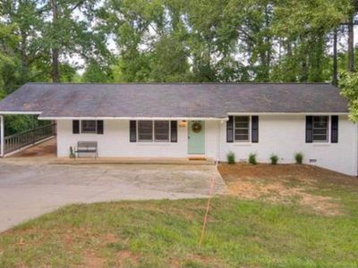 3635 Belair Rd