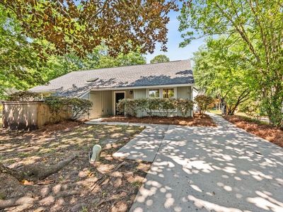 1120 Daffodil Ln