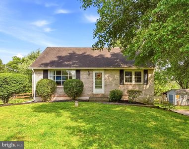 60 Roberts Cir