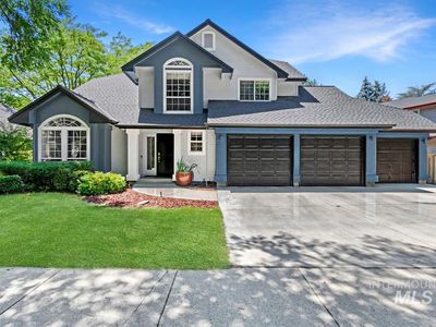 2267 E Gossamer Ln