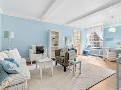 333 E 53rd St APT 5H